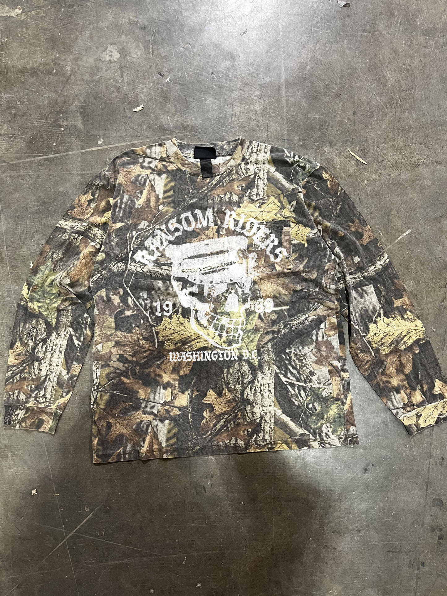 VINTAGE CAMO TEE