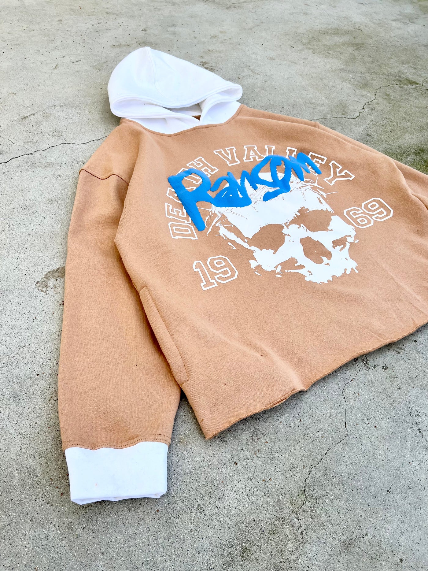DEATH VALLEY HOODIE (TAN)